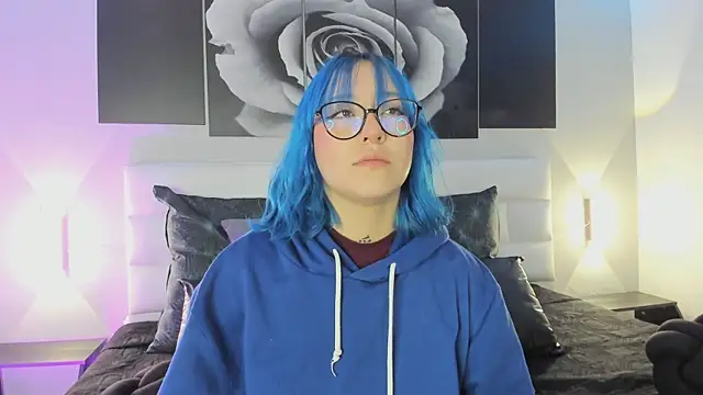 sofi bakerr online show from November 11, 11:32 am