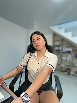 VAL PRINCESS online show from March 25, 12:05 am