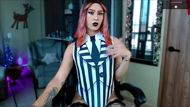 tevenwhiite online show from December 18, 6:03 pm