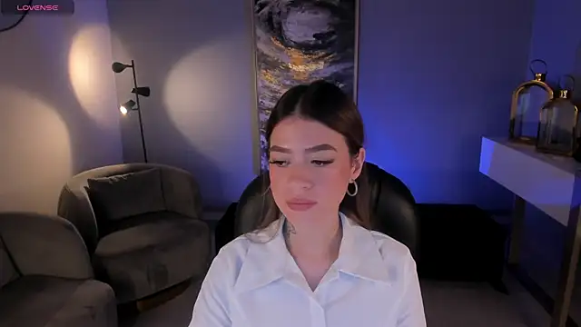 ViolettHansson online show from January 29, 9:39 pm