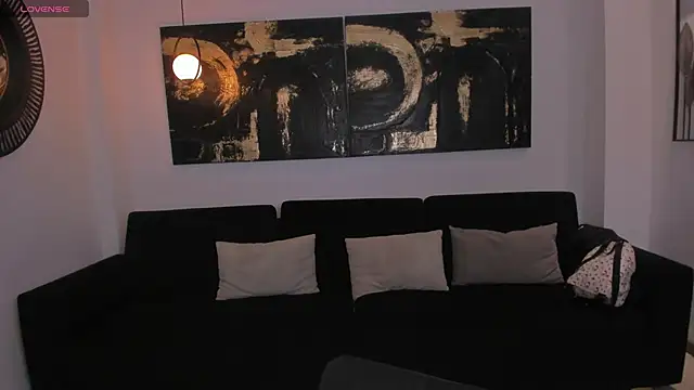 AliceHarper  online show from February 13, 8:05 pm