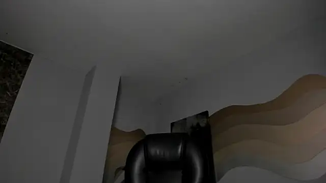 AliceHarper  online show from March 11, 11:00 pm