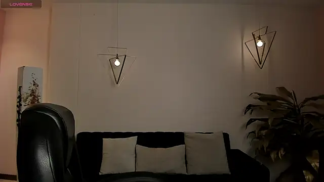 AliceHarper  online show from May 13, 10:17 pm
