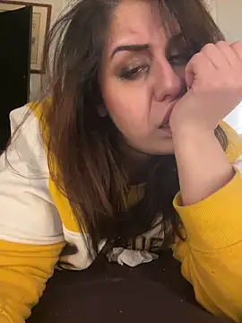 holyeroticss online show from February 2, 10:02 am