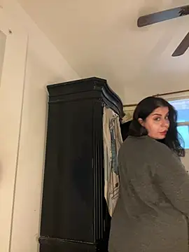 holyeroticss online show from March 5, 5:39 pm