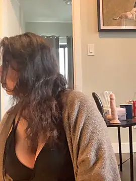 holyeroticss online show from March 22, 7:39 pm