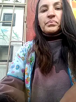 Snapshot of Divalive_28 chatting on October 21, 6:52 pm Divalive 28 online show from October 21, 6:52 pm