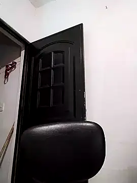 lunanataly online show from September 17, 8:32 pm