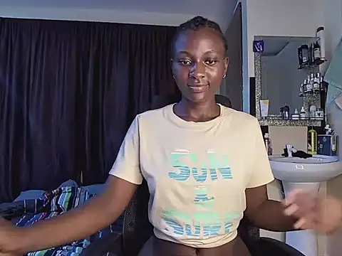 Snapshot of ebonyy_duchess chatting on March 11, 6:41 pm ebonyy duchess online show from March 11, 6:41 pm