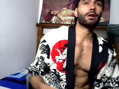 hideonbush051 online show from January 12, 9:09 pm