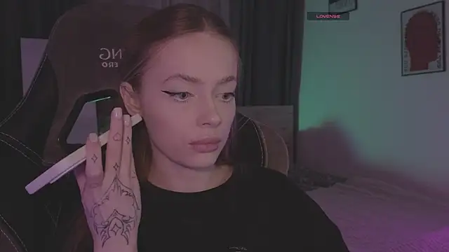  MayShy  online show from September 20, 6:20 pm