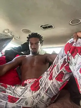 Snapshot of SlimeCrownzOut5 chatting on December 22, 8:03 pm SlimeCrownzOut5 online show from December 22, 8:03 pm