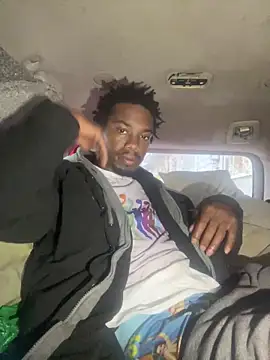 Snapshot of SlimeCrownzOut5 chatting on December 25, 3:49 pm SlimeCrownzOut5 online show from December 25, 3:49 pm