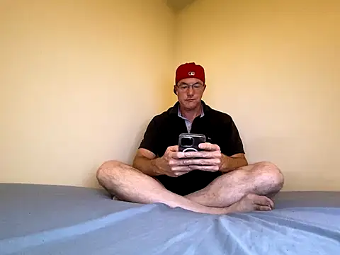 Snapshot of KrixKross chatting on December 8, 12:40 am KrixKross online show from December 8, 12:40 am