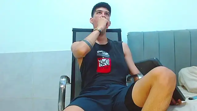 jhony-sex online show from May 15, 7:15 am