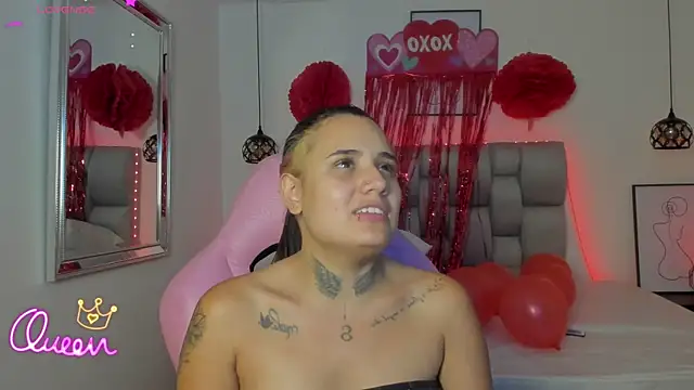 Snapshot of Susan-Sweet-7 chatting on February 14, 8:38 pm Susan-Sweet-7 online show from February 14, 8:38 pm