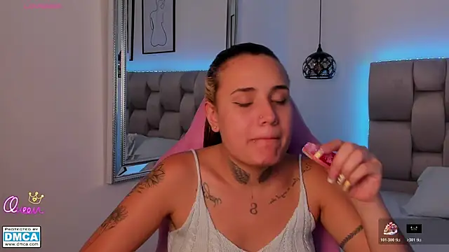 Snapshot of Susan-Sweet-7 chatting on March 13, 8:59 pm Susan-Sweet-7 online show from March 13, 8:59 pm