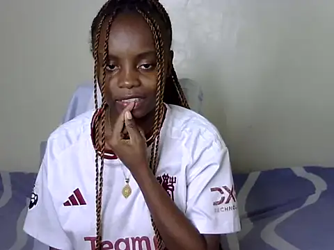ebony liza online show from December 19, 6:12 pm