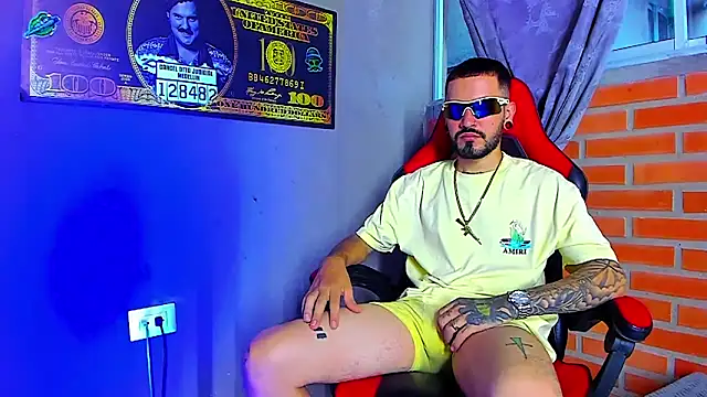 smoker445 online show from November 7, 9:59 pm