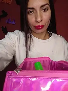 Chicavixy online show from November 8, 1:06 am