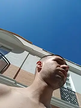 litleboy92 online show from May 14, 9:49 am