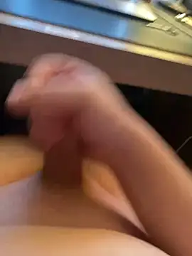 Snapshot of bigschlong290 chatting on February 11, 4:02 pm bigschlong290 online show from February 11, 4:02 pm