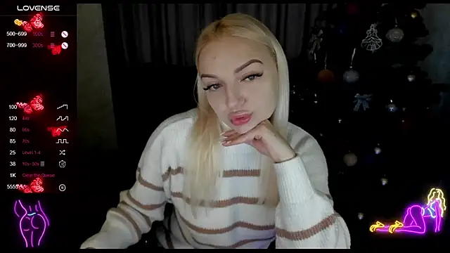 Snapshot of Stella__Cox chatting on December 20, 6:31 am Stella Cox online show from December 20, 6:31 am