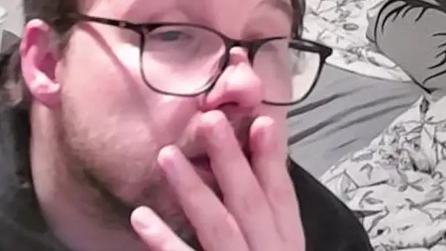 larsgessner30 online show from March 16, 11:53 pm