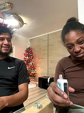 casadoscuriosos97 online show from December 7, 3:04 am