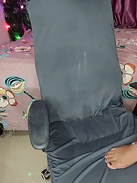 Tanvi-patil online show from September 24, 4:32 pm