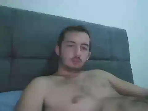 Snapshot of laynufff chatting on October 21, 5:24 pm laynufff online show from October 21, 5:24 pm