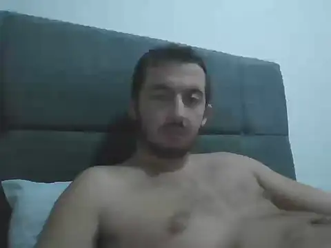 Snapshot of laynufff chatting on October 25, 5:19 pm laynufff online show from October 25, 5:19 pm