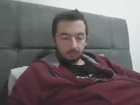 Snapshot of laynufff chatting on November 1, 5:37 pm laynufff online show from November 1, 5:37 pm