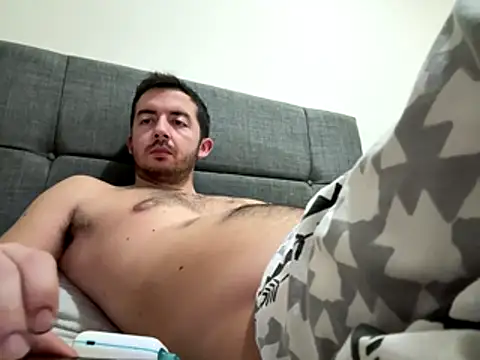 laynufff online show from December 21, 6:04 pm