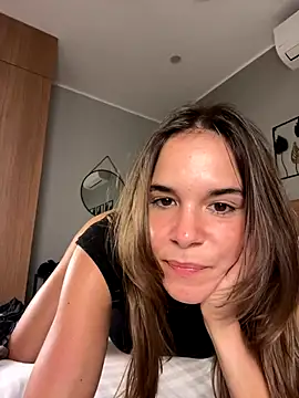 JuicyFruits93 online show from November 28, 9:34 am