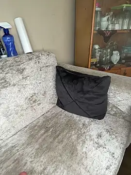 Snapshot of Olgundolgun33 chatting on December 18, 7:36 am Olgundolgun33 online show from December 18, 7:36 am