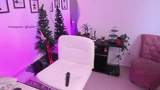 rossth1 online show from December 14, 10:07 pm