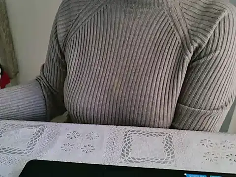 Gracefulgoddess online show from January 15, 7:05 am