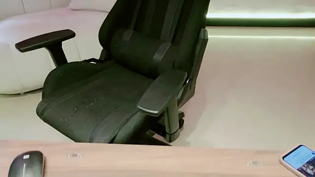 Gracefulgoddess online show from February 25, 5:17 am