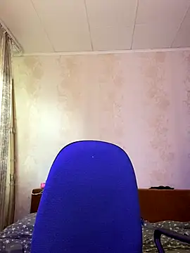 Snapshot of meanexx chatting on October 5, 12:36 pm meanexx online show from October 5, 12:36 pm