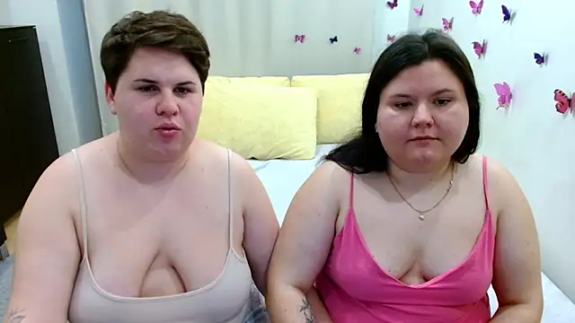 BeckyAndHellen online show from October 4, 2:48 pm