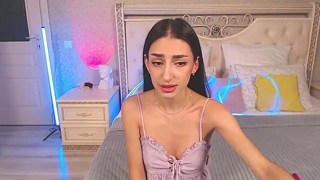 Lina Robbins online show from October 18, 11:16 pm