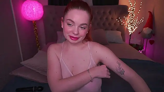 Snapshot of CarolinaDia chatting on January 19, 11:43 pm CarolinaDia online show from January 19, 11:43 pm