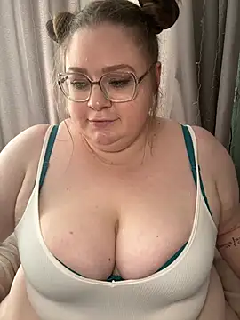 Chloe WS online show from January 9, 8:55 am