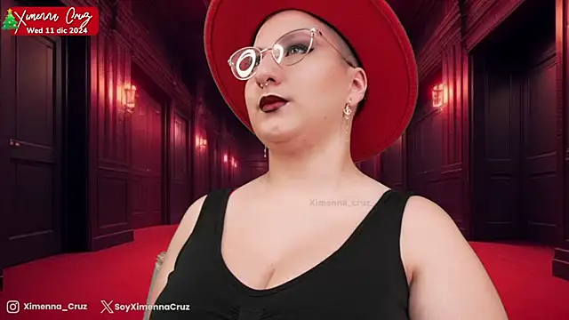 Ximenna Cruz online show from December 12, 7:59 pm