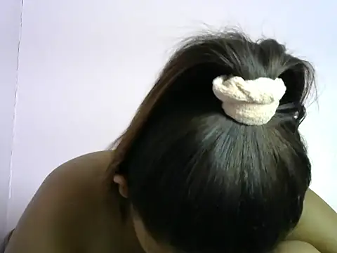 Snapshot of karen_sexy69 chatting on February 23, 4:04 pm karen sexy69 online show from February 23, 4:04 pm