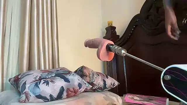SexyAudreyFuck online show from February 27, 5:15 pm