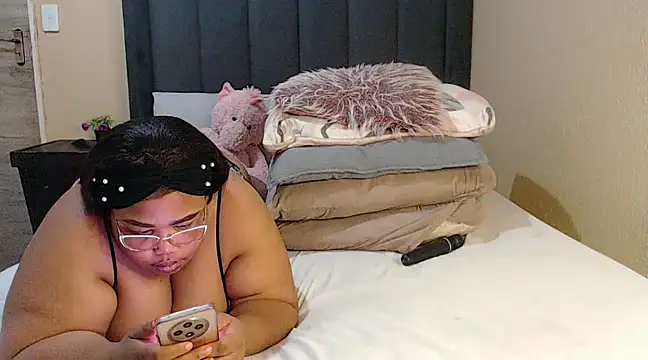 Snapshot of XXSEXYBBW94 chatting on February 16, 5:15 pm XXSEXYBBW94 online show from February 16, 5:15 pm