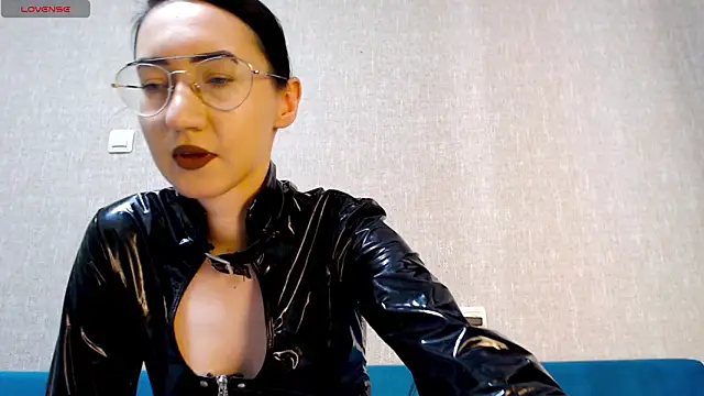 Snapshot of Xxx_goddes_xxX chatting on March 7, 7:49 am Xxx goddes xxX online show from March 7, 7:49 am