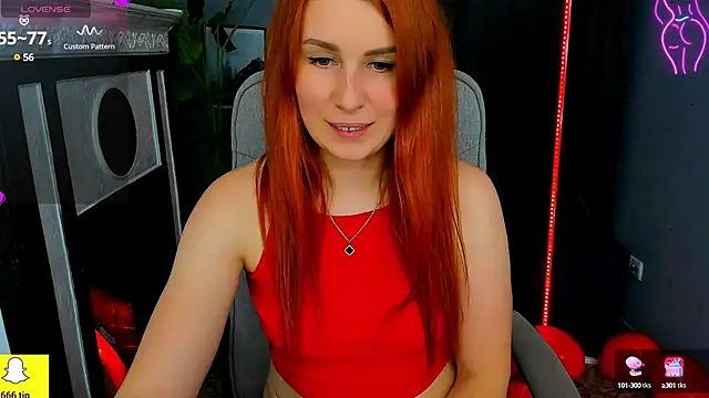YrKiraXO online show from February 19, 10:45 am